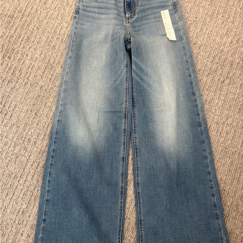 Universal Thread Denim Blue Wide-Leg Jeans